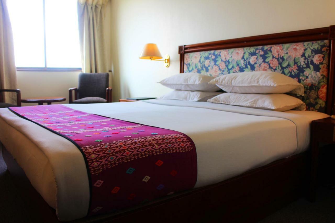 Alfa Hotel Γιανγκόν Εξωτερικό φωτογραφία
